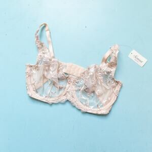 NWT Soma Sensuous Lace Unlined Underwire Bra In Light Nude Size 34D